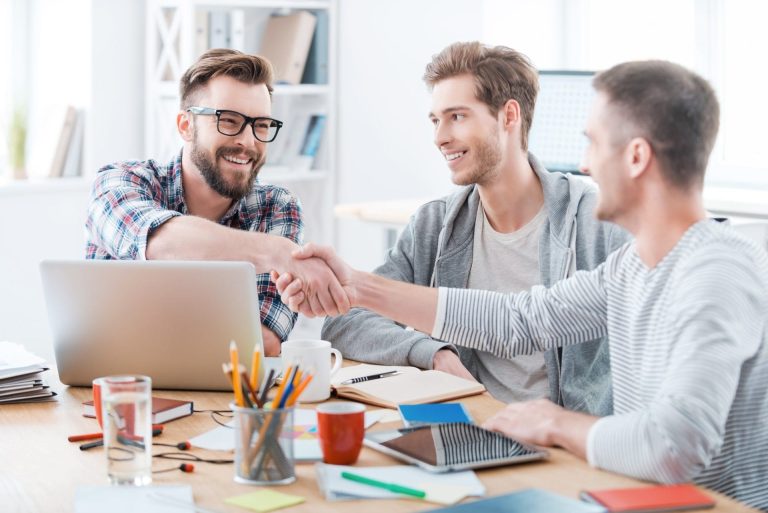 Weekly office cleaning makes attracts good employees and customers